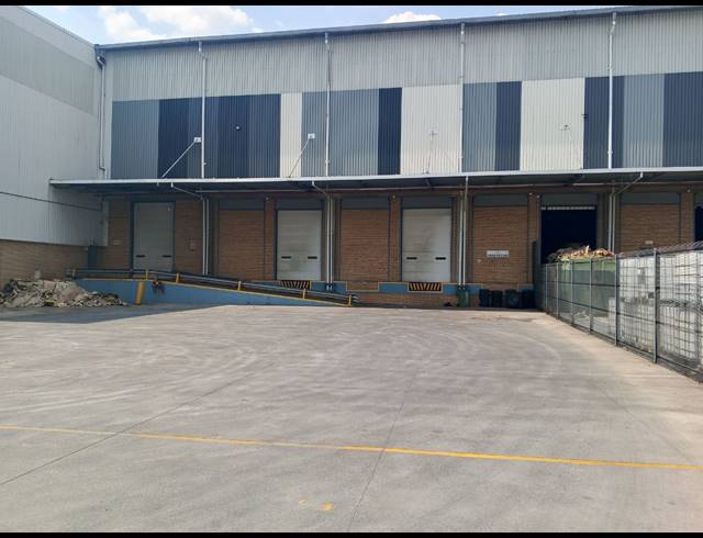7,739M² WAREHOUSE TO LET IN RIETFONTEIN